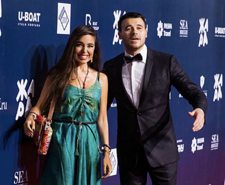 Leyla və Emin mükafatlandırma mərasimində iştirak etdilər