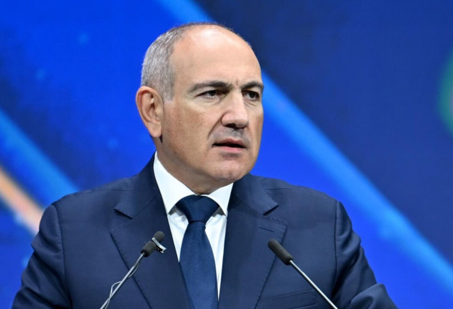 Paşinyan Xamenei ilə vidaya getdi