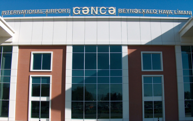 Gəncə aeroportunun direktoru vəzifəsindən azad olundu